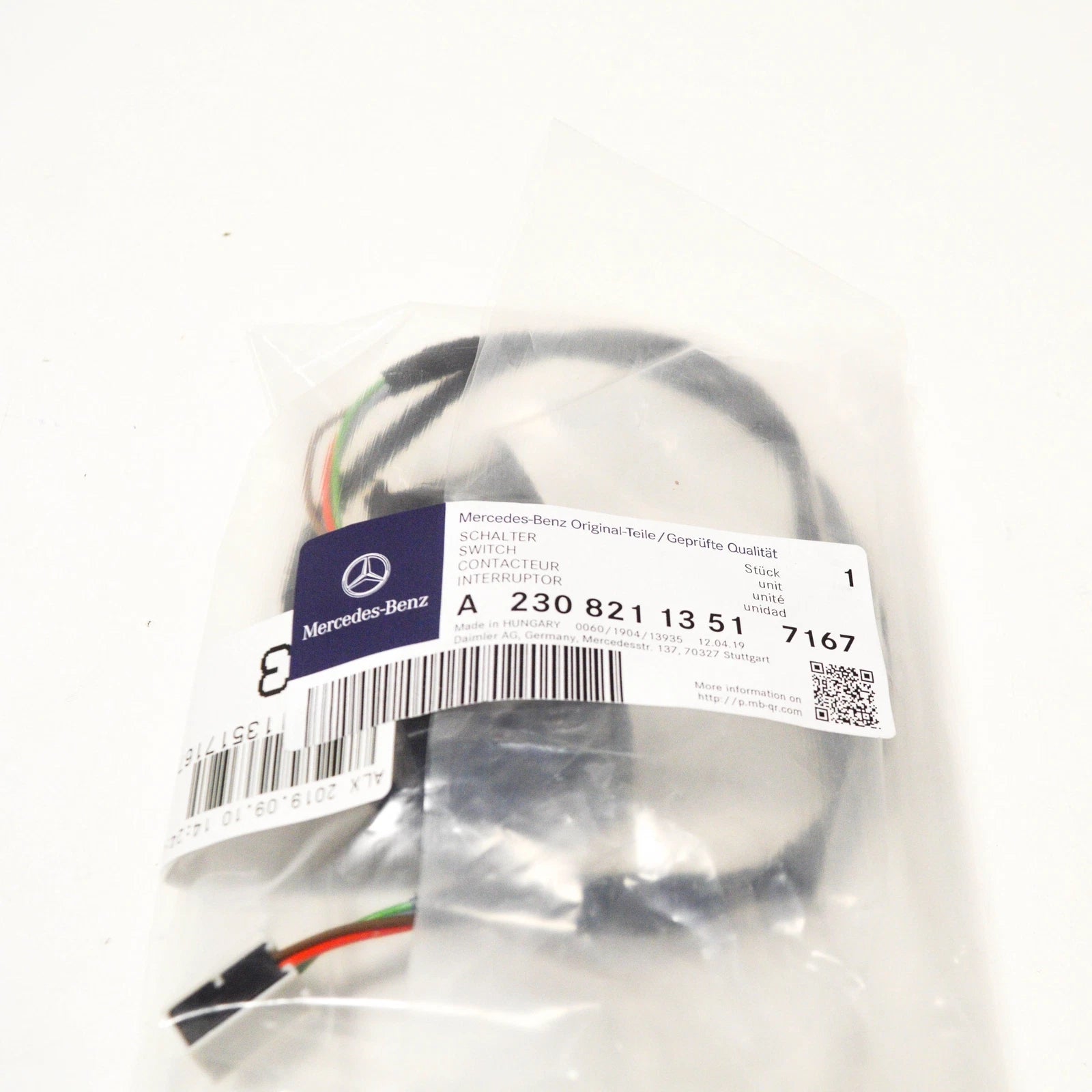 NEW MERCEDES-BENZ C COUPE CL203 REAR BUMPER RIGHT MOLDING A2038859021