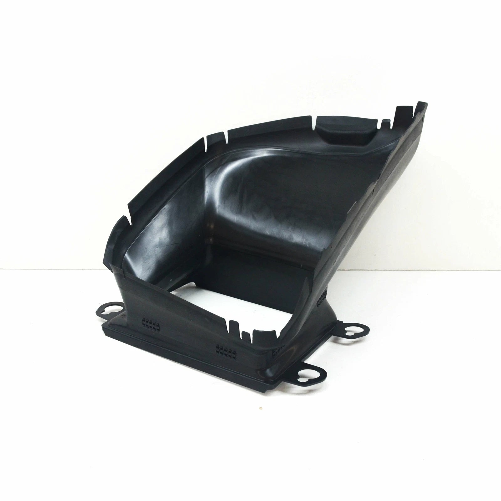 NEW AUDI Q7 4M RIGHT OUTER AIR GUIDE DUCT 4M0121334L