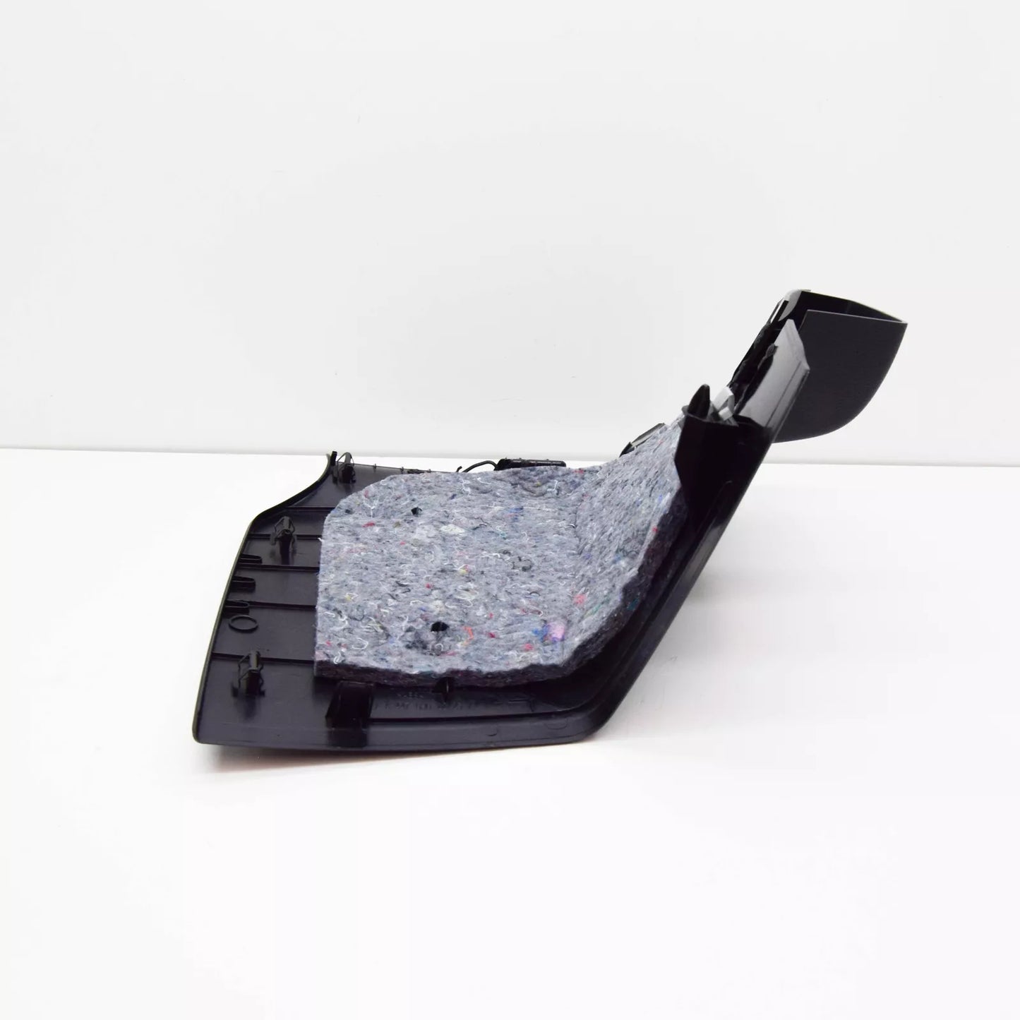 NEW MERCEDES-BENZ VITO W447 RIGHT SIDE D-PILLAR TRIM A44769022259051 ORIGINAL