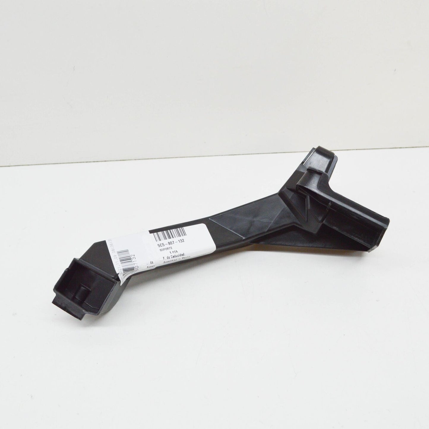 NEW VOLKSWAGEN BEETLE A5 REAR BUMPER BRACKET RIGHT 5C5807132 ORIGINAL