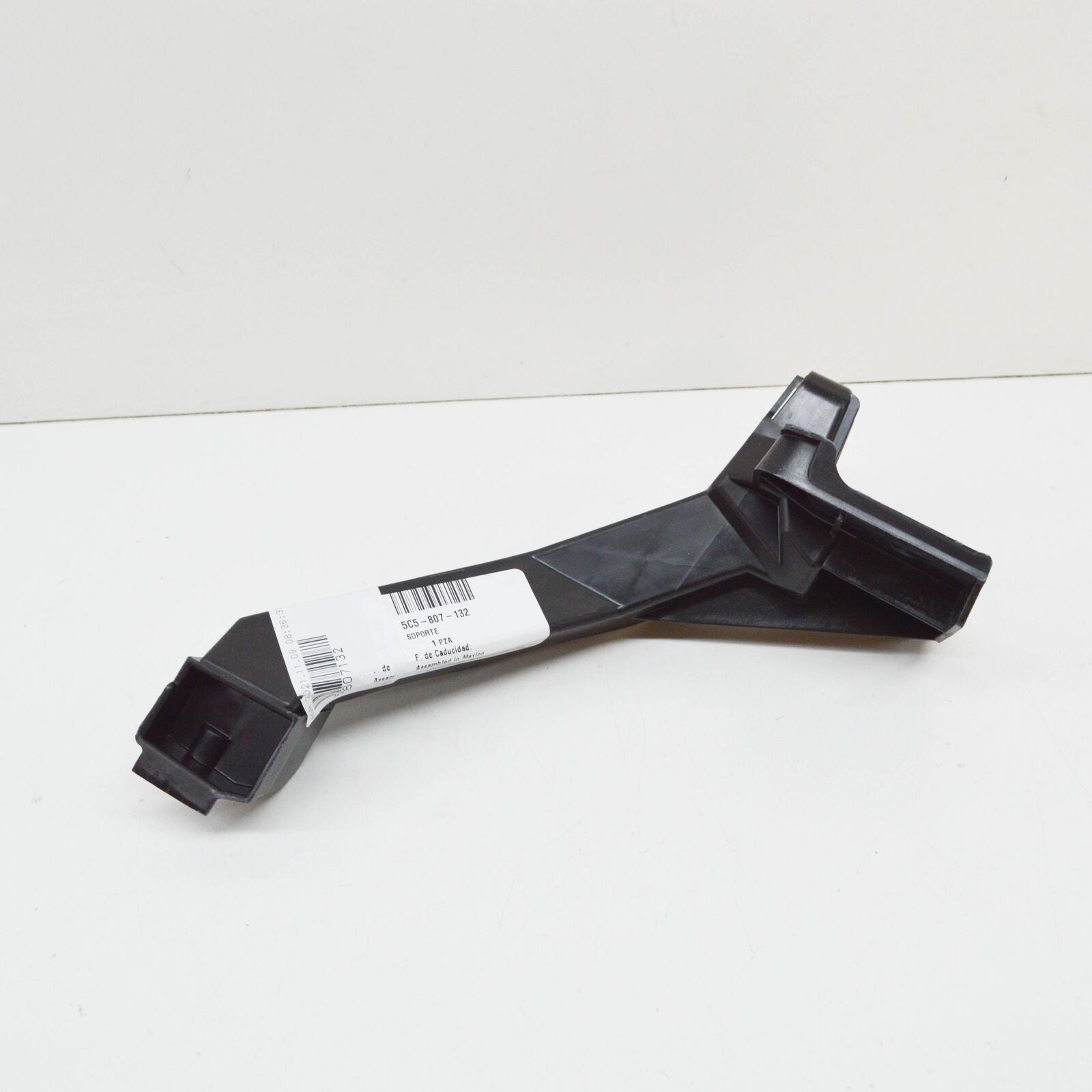 NEW VOLKSWAGEN BEETLE A5 REAR BUMPER BRACKET RIGHT 5C5807132 ORIGINAL