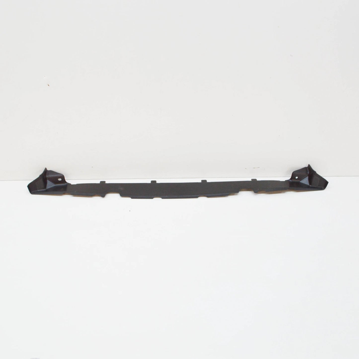 NEW AUDI RS Q3 8U RADIATOR AIR GUIDE 8U0121329B