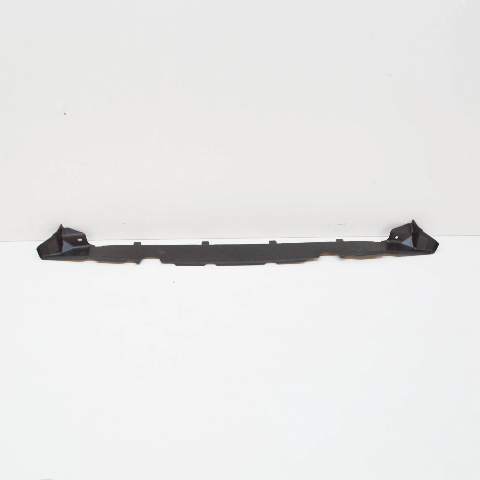 NEW AUDI RS Q3 8U RADIATOR AIR GUIDE 8U0121329B