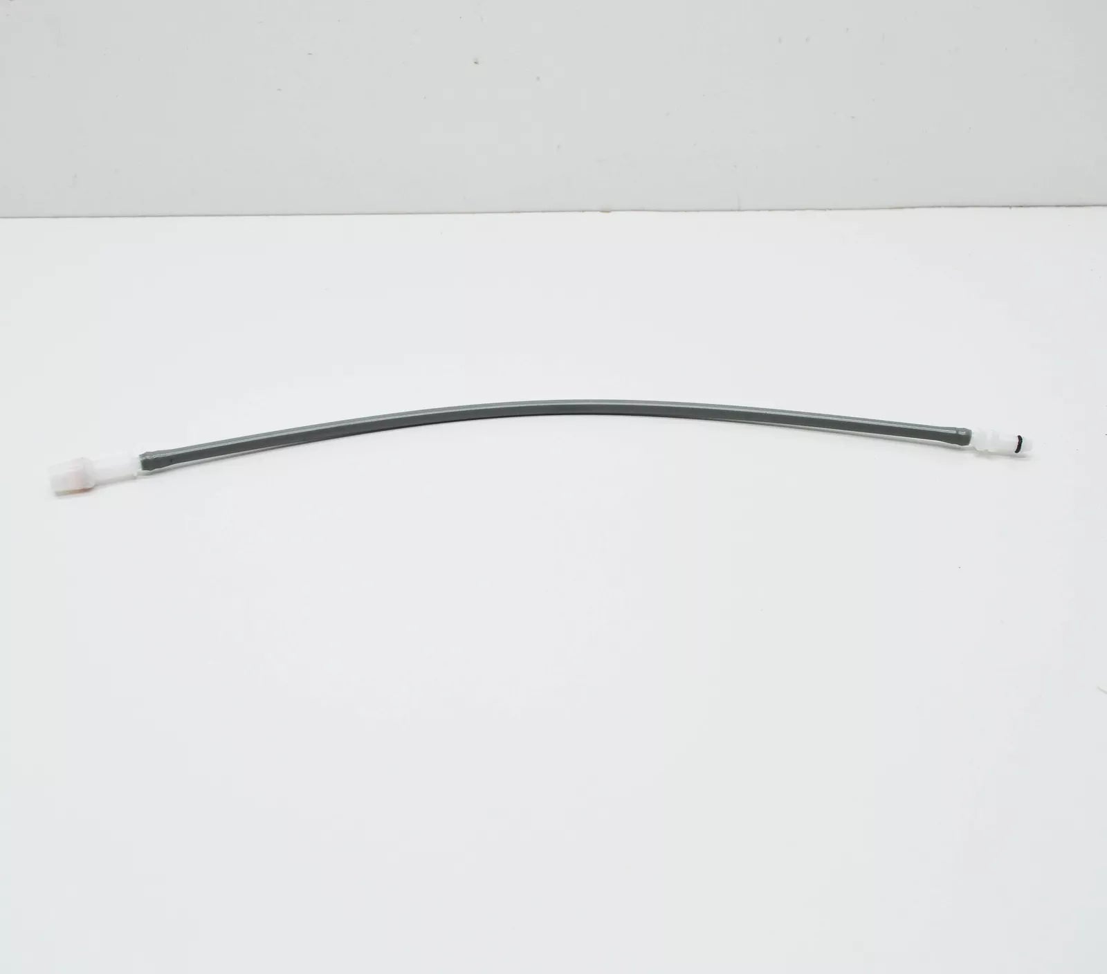 NEW MERCEDES-BENZ C W204 FRONT RIGHT SEAT CONNECT HOSE A0008002015 ORIGINAL