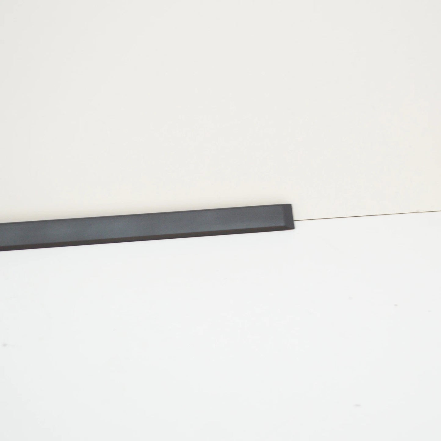 NEW BMW 5 E39 REAR RIGHT DOOR MOULDING 8159298 51138159298 ORIGINAL