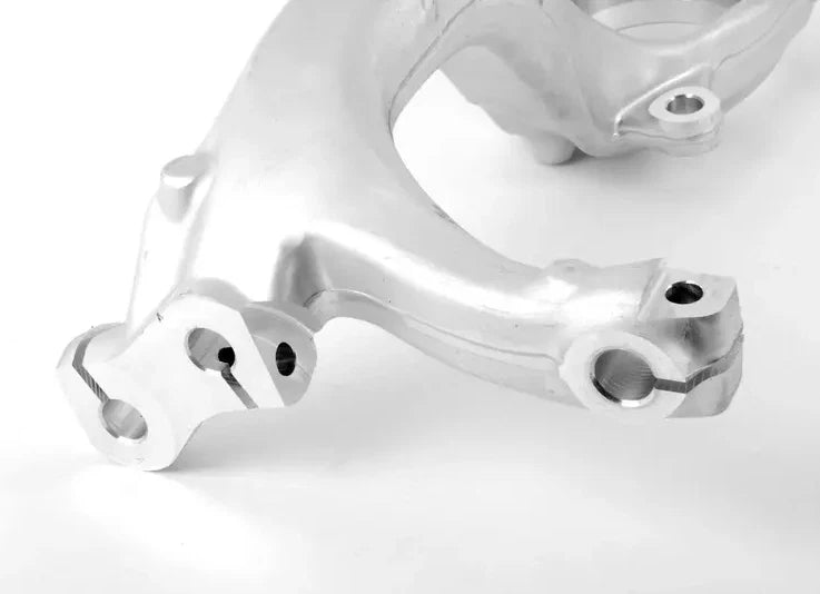 NEW AUDI A4 B6 FRONT LEFT WHEEL BEARING HOUSING 8E0407253H ORIGINAL