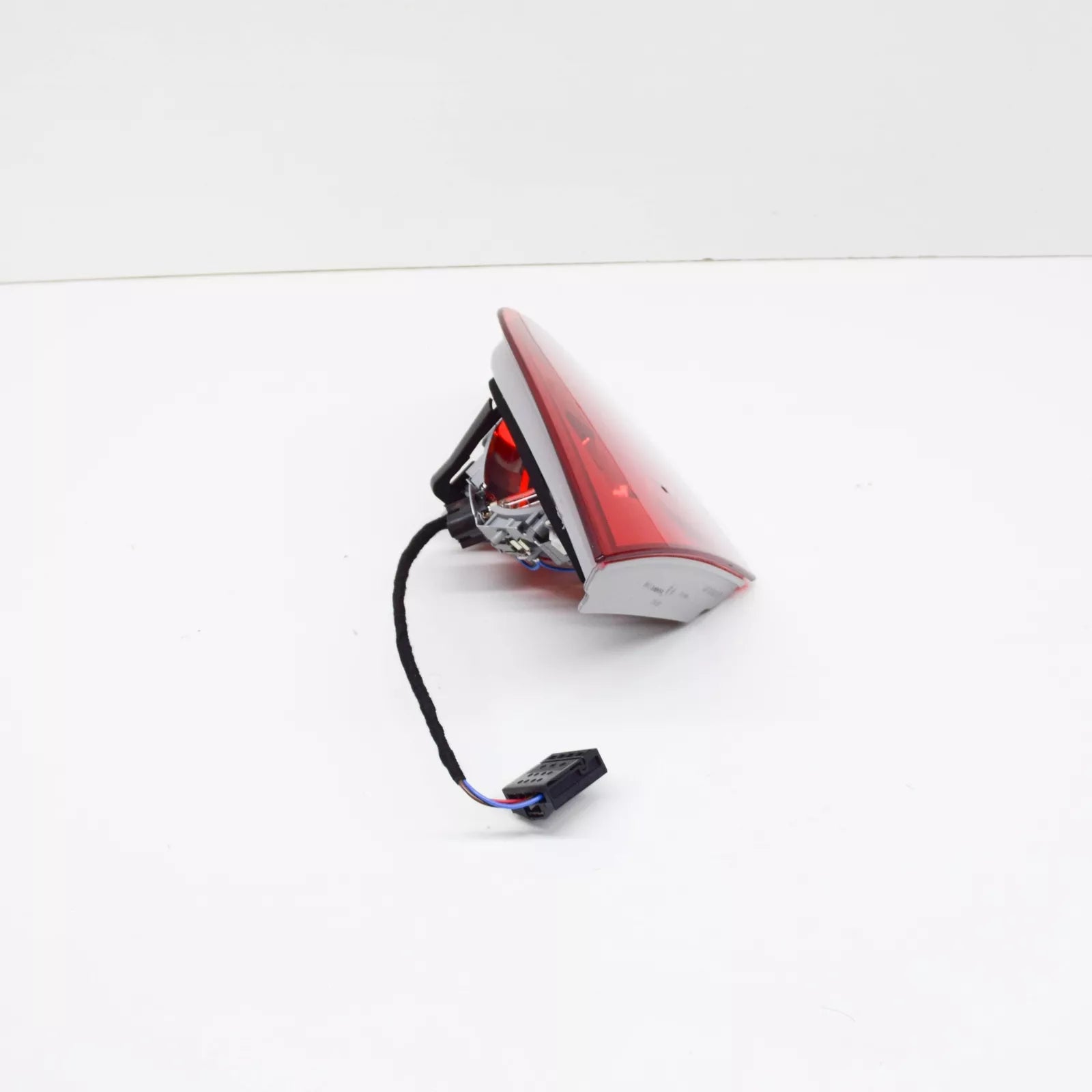 NEW BMW 3 E93 TRUNK LID LEFT SIDE TAILLIGHT 63217252783 7252783 2008 ORIGINAL