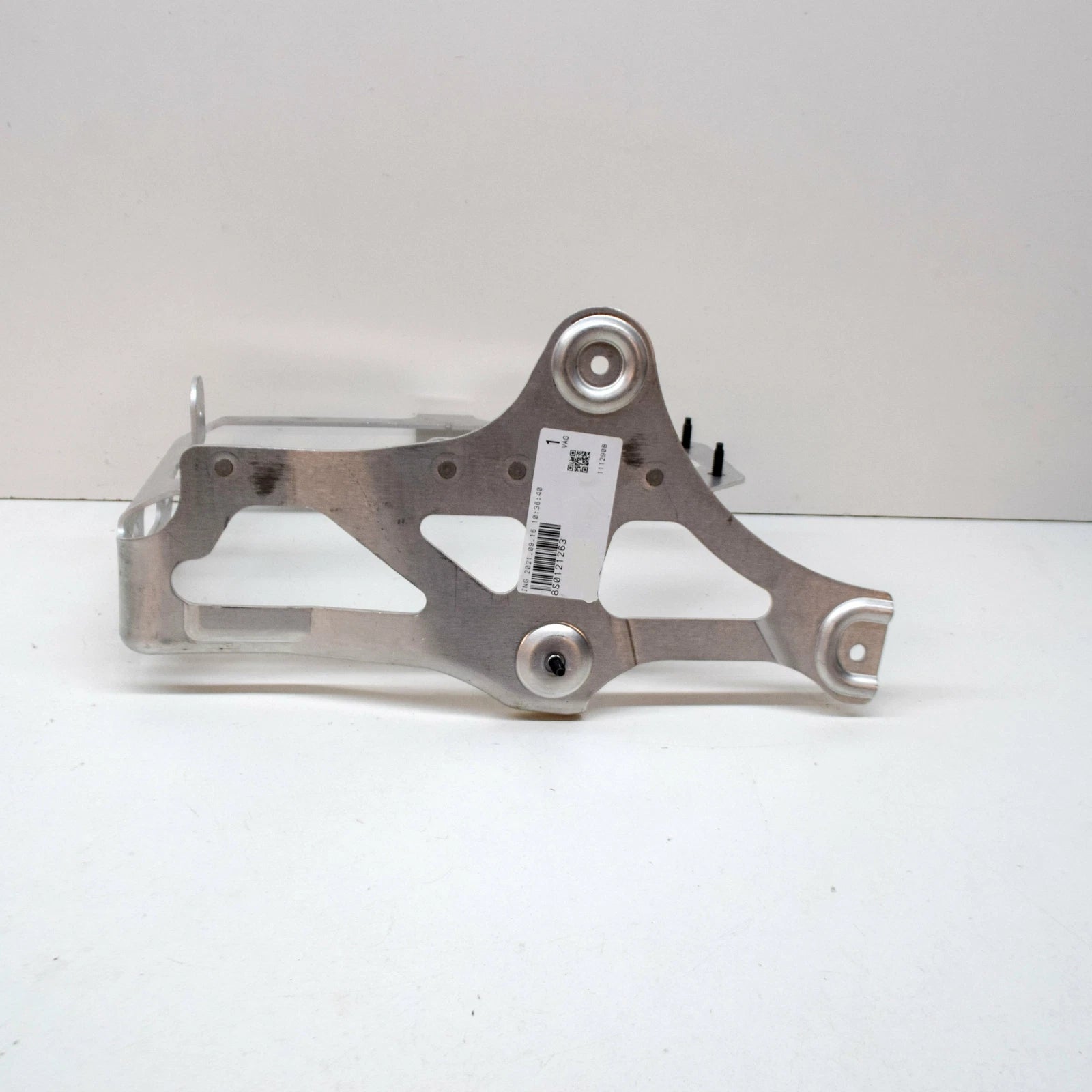 NEW AUDI TT RS 8S FV MK3 AUXILIARY RADIATOR LEFT LOWER BRACKET 8S0121263