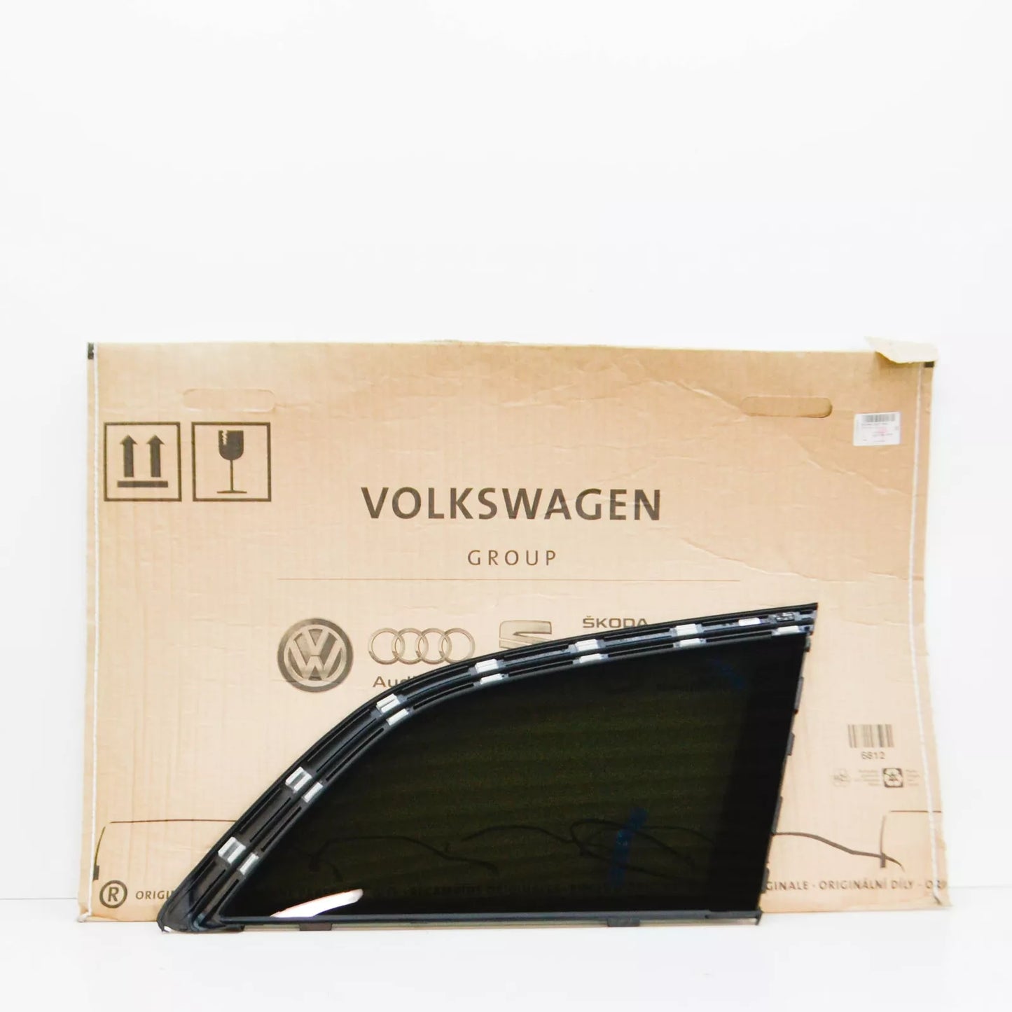 NEW AUDI Q7 4L REAR RIGHT SIDE WINDOW QUARTER GLASS 4L0845300RNVB 2015 ORIGINAL