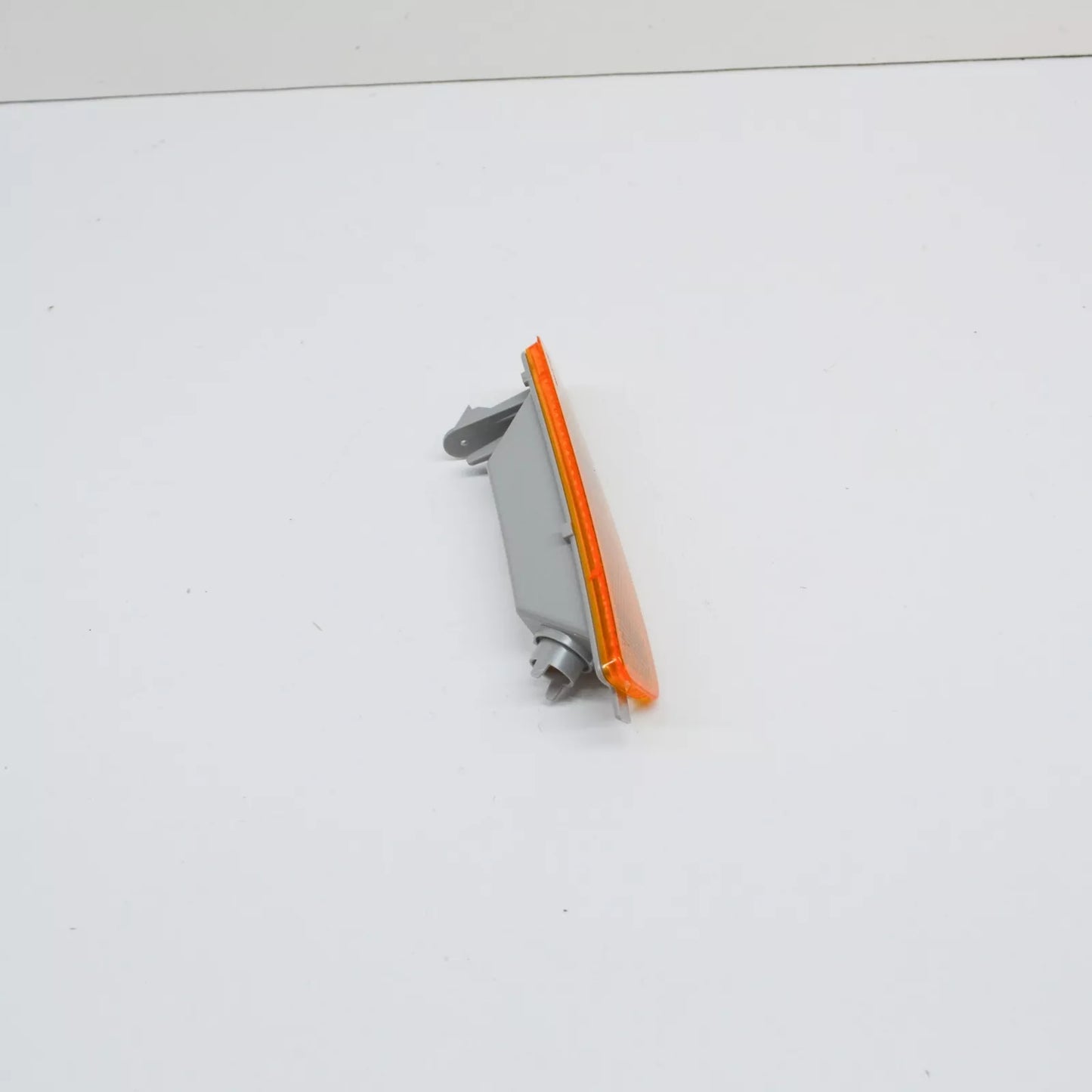 NEW VOLKSWAGEN GOLF 5K MK6 FRONT RIGHT SIDE MARKER LIGHT 1K9945072