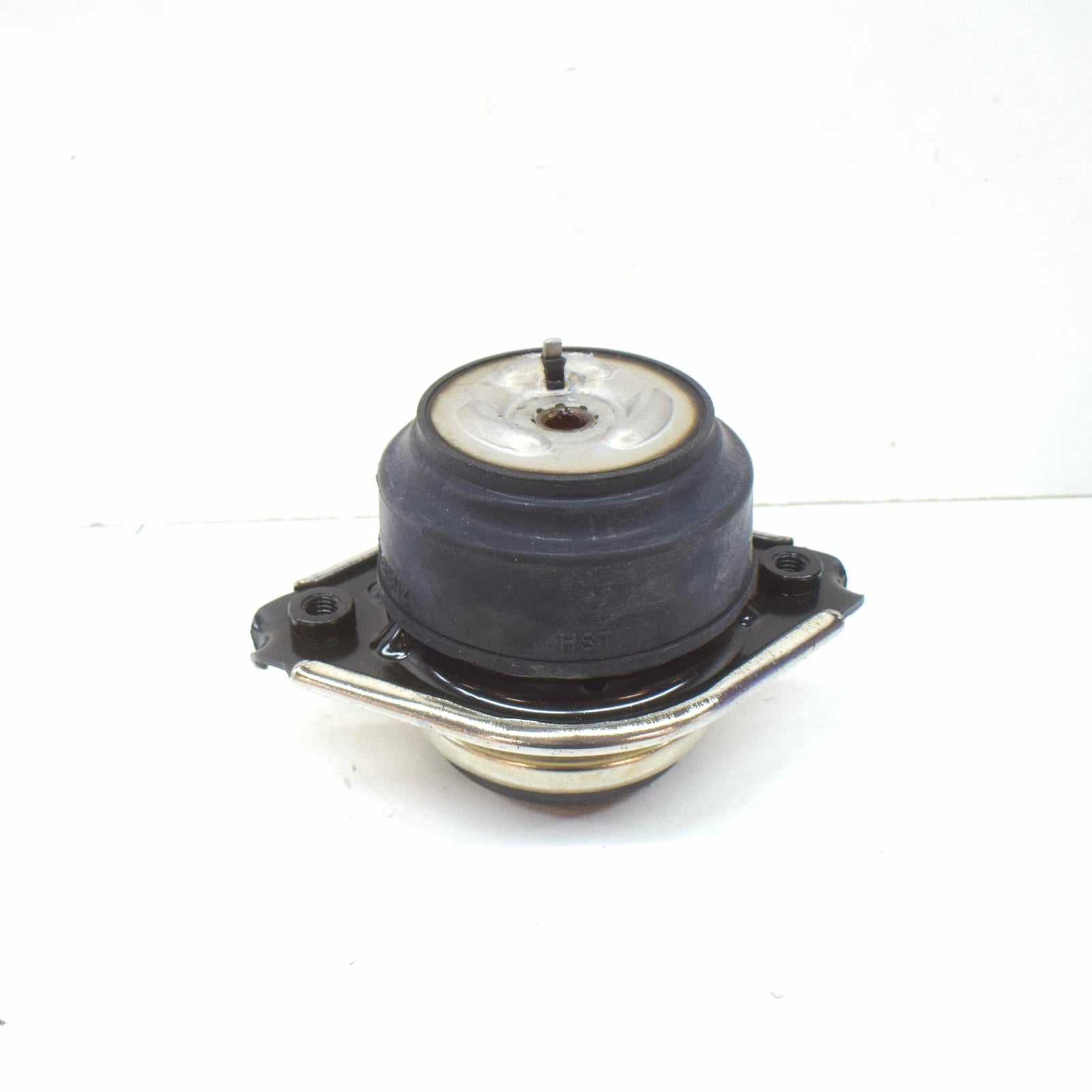 NEW MERCEDES-BENZ R W251 FRONT ENGINE SUPPORT A2512404017 ORIGINAL