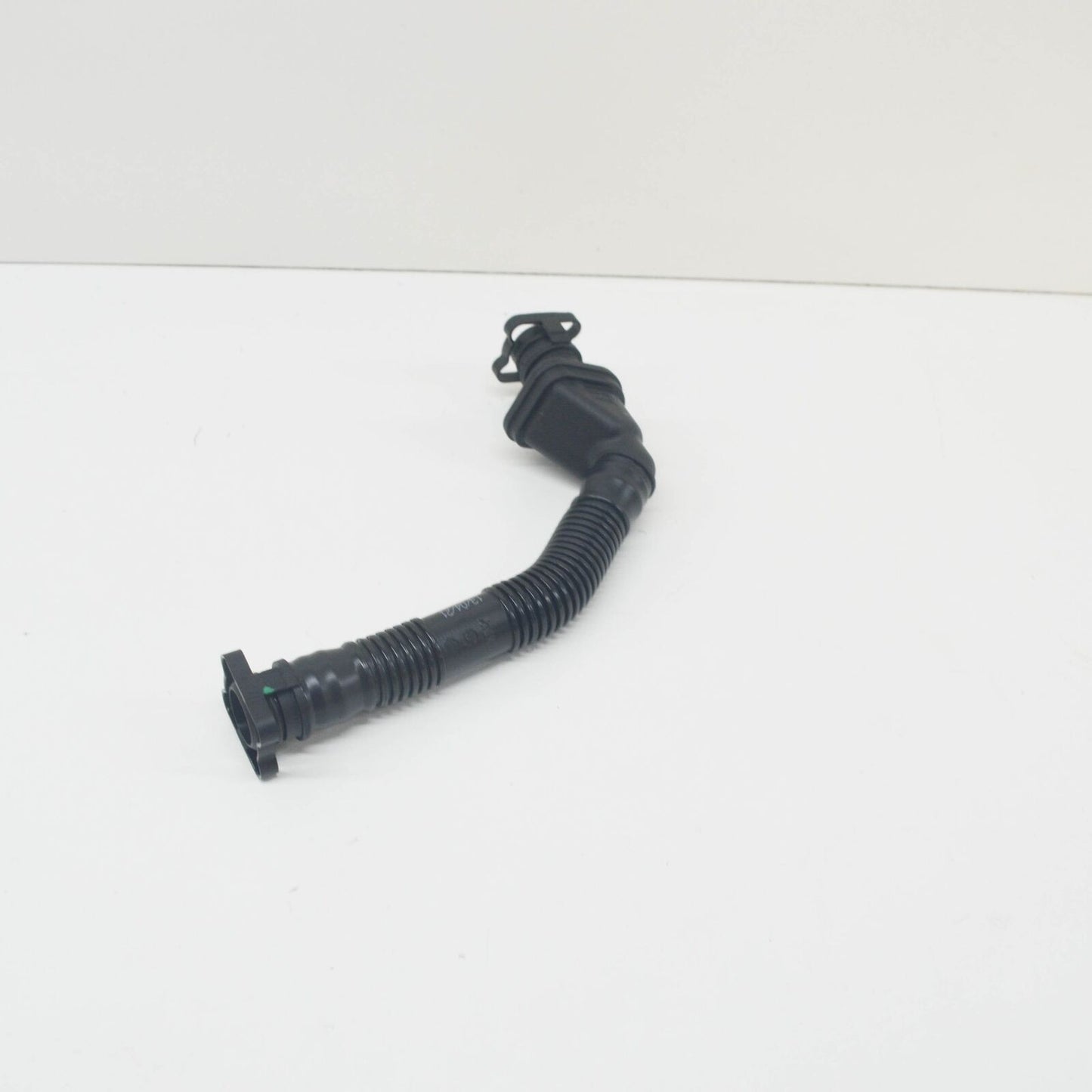 new bmw 5 e60 crankcase vent hose 11157553949 3.0 petrol original