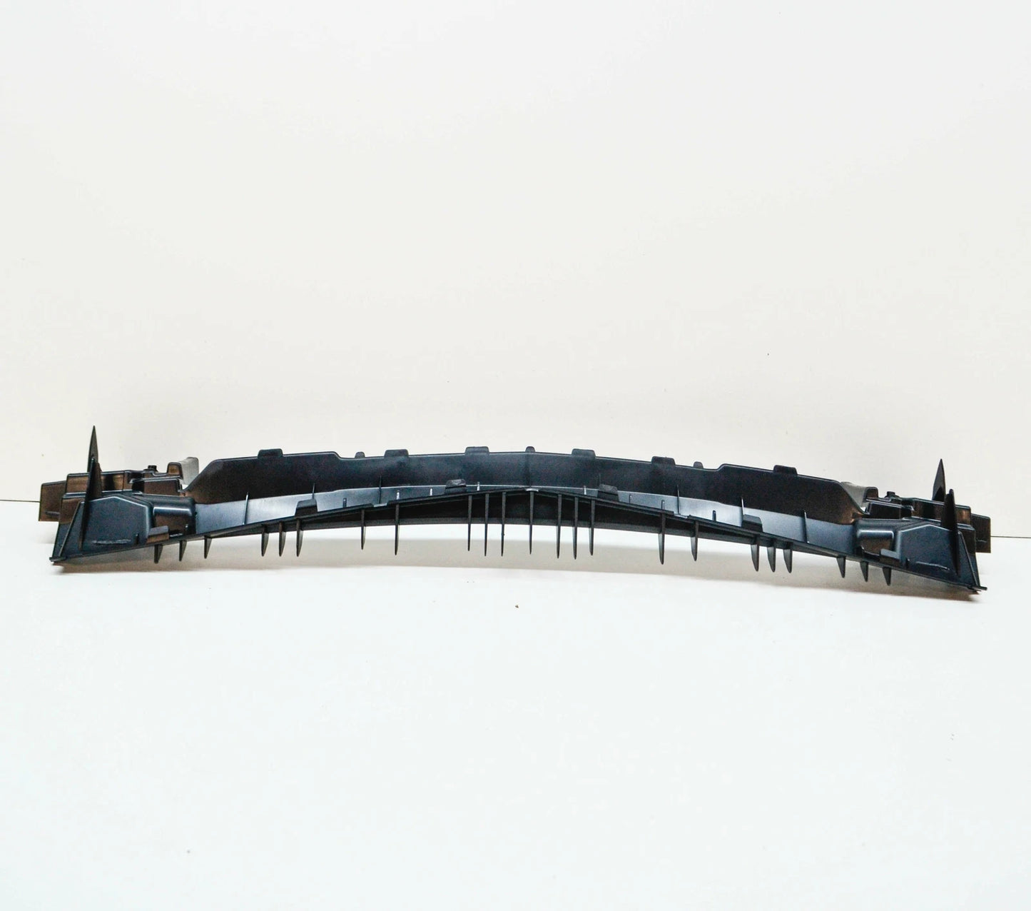 NEW MB CLA C117 FRONT BUMPER LOWER INNER CENTER BRACKET A1768851500