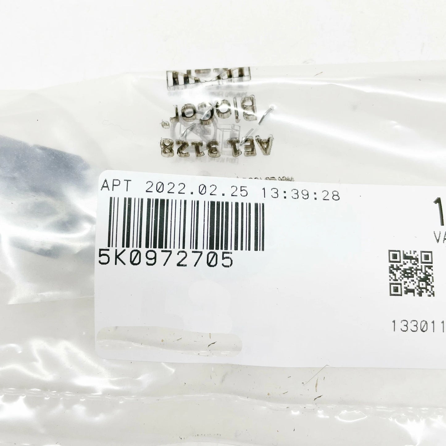 NEW VW BEETLE A5 TAIL LIGHT FLAT CONTACT HOUSING 5K0972705 ORIGINAL