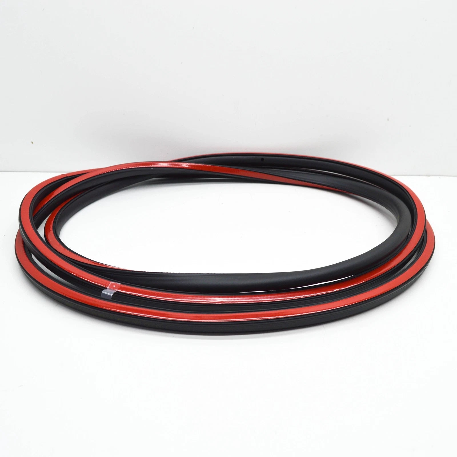 NEW AUDI Q3 F3 FRONT LEFT DOOR SEALING 83A837911A