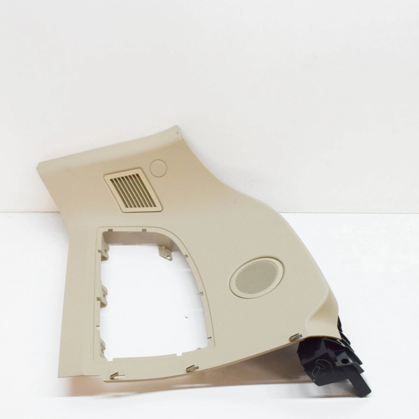 NEW BMW Z4 E85 RIGHT REAR TOP LATERAL PANEL TRIM 51437055406 7055406 ORIGINAL