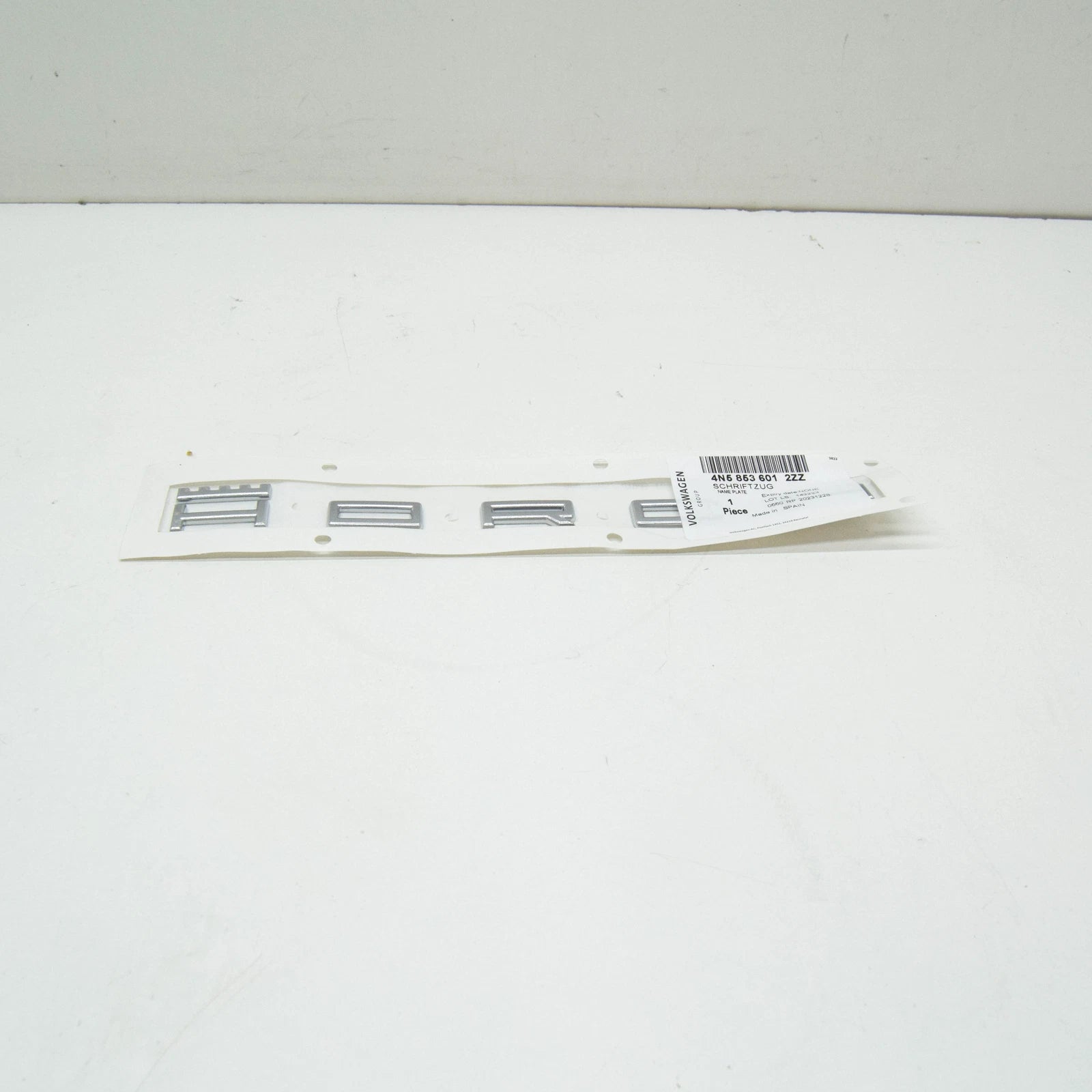 NEW AUDI A8 D5 REAR LID 'HORCH' EMBLEM 4N58536012ZZ ORIGINAL