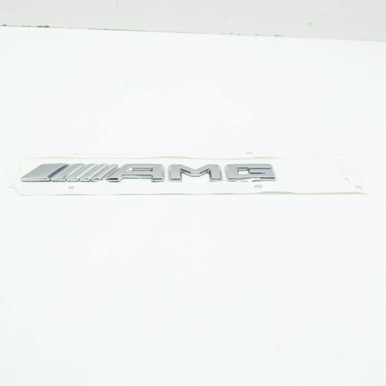 NEW MERCEDES-BENZ GLC COUPE C253 REAR BUMPER BOOTLID BADGE A2538175100 ORIGINAL