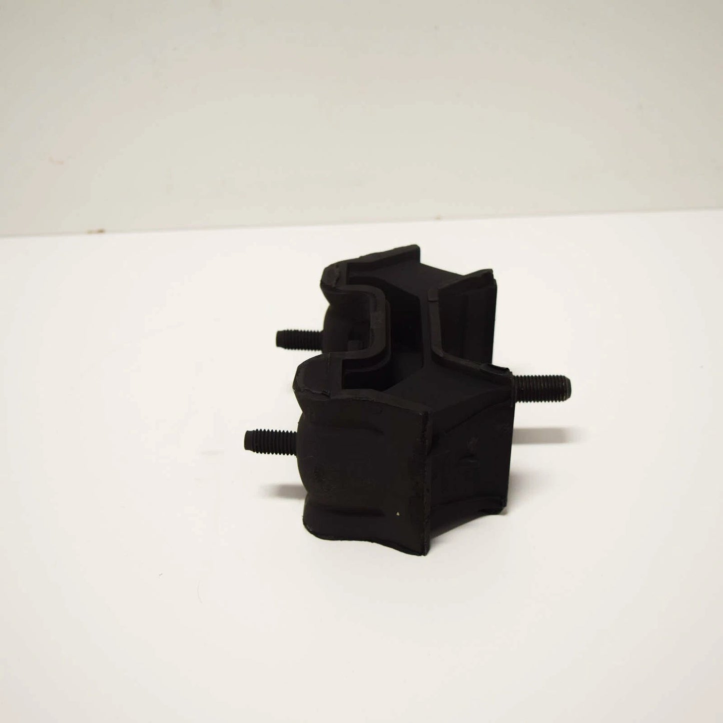 NEW MERCEDES-BENZ ML W163 ENGINE RUBBER MOUNTING A1632400217 ORIGINAL