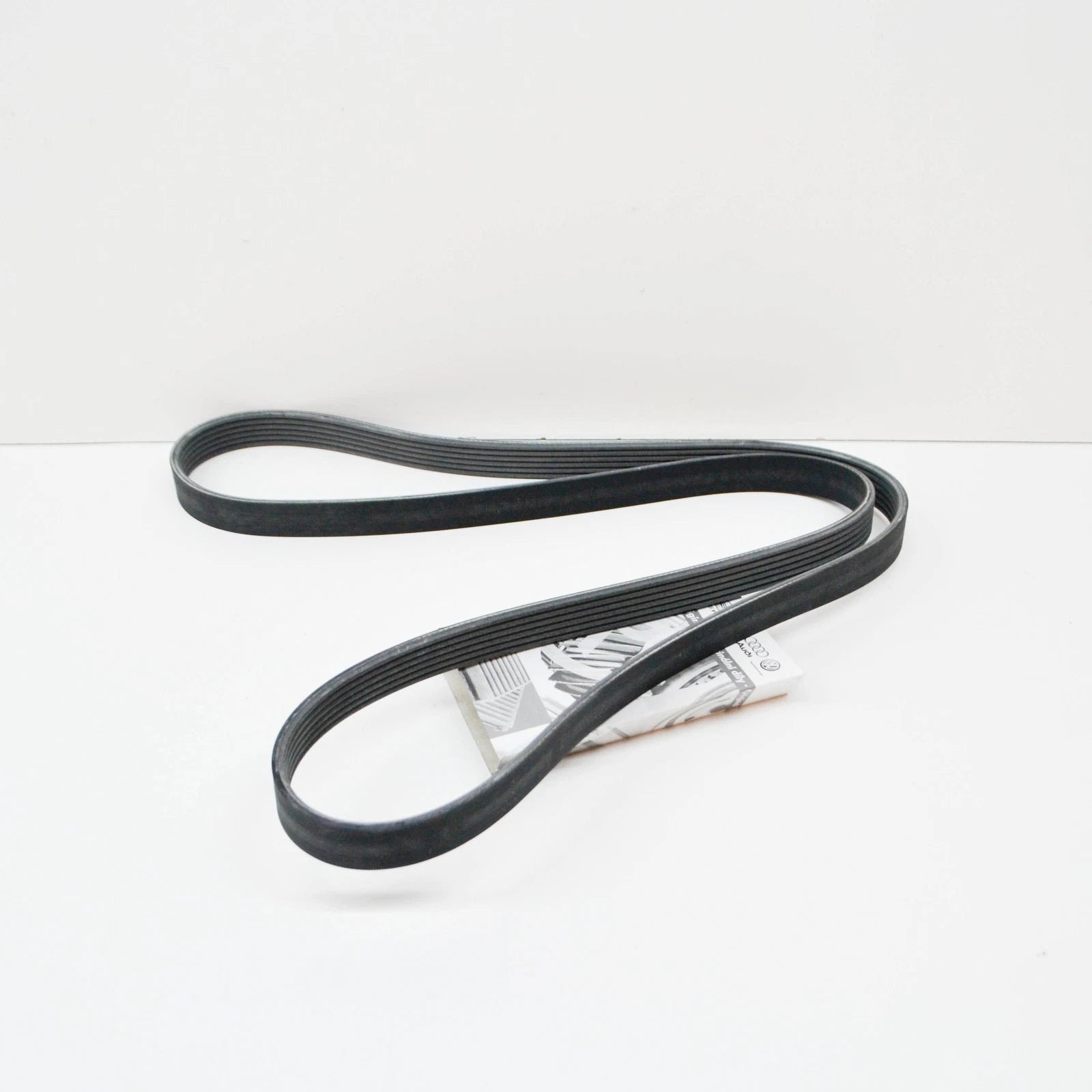 NEW VOLKSWAGEN CRAFTER MK1 2E POLY V-BELT 03L903137AB 2012