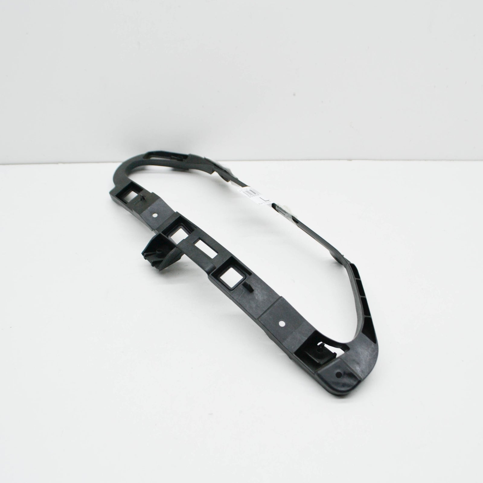 NEW VW PASSAT B8 3G REAR RIGHT EXHAUST PIPE TIP BRACKET 3G0807056 ORIGINAL