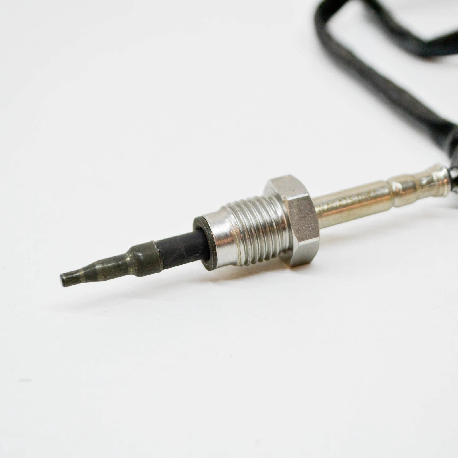 NEW AUDI A4 B9 EXHAUST GAS TEMPERATURE SENSOR 8W0906088R