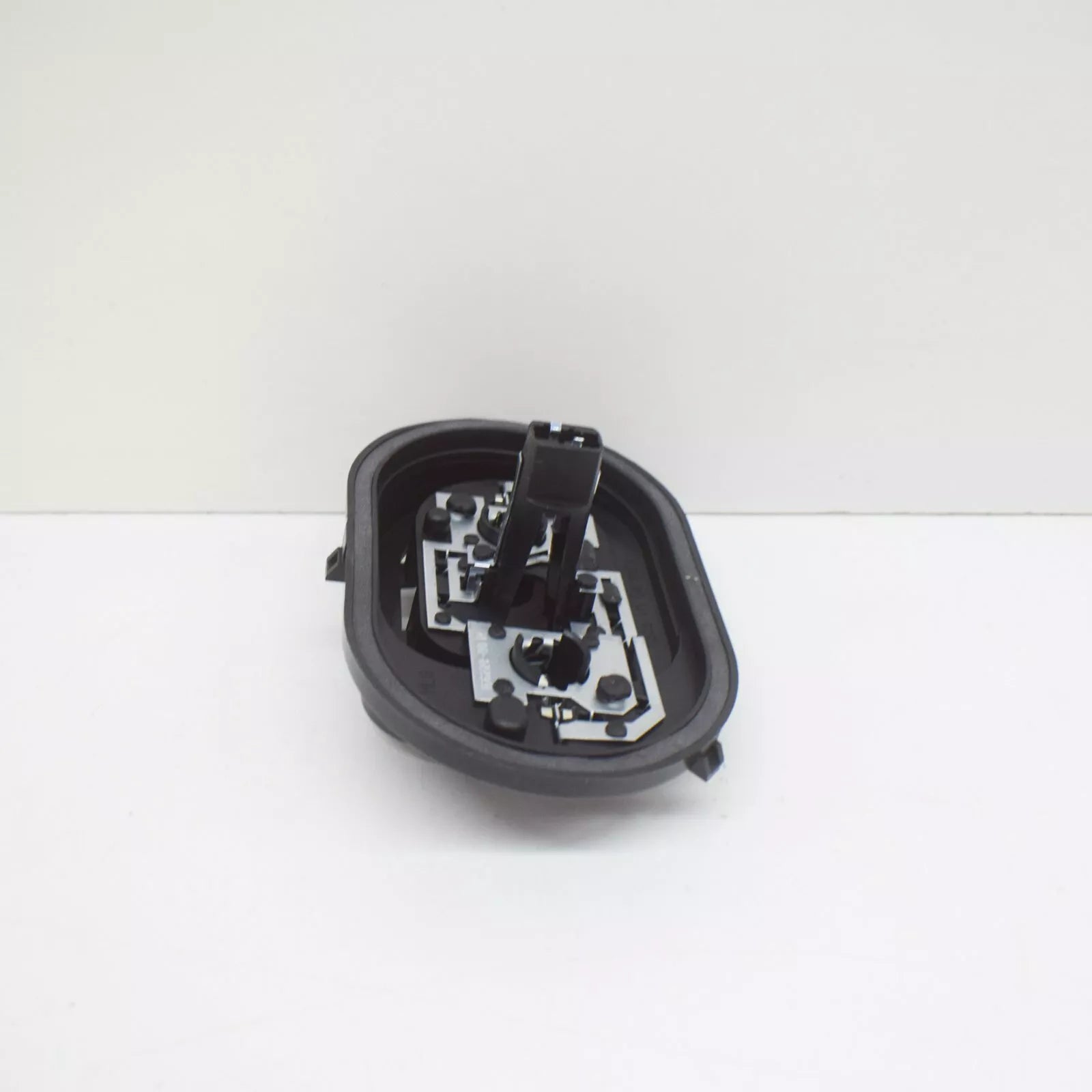 NEW VOLKSWAGEN TIGUAN 5N REAR RIGHT TAILLIGHT BULB HOLDER 5N0945258C