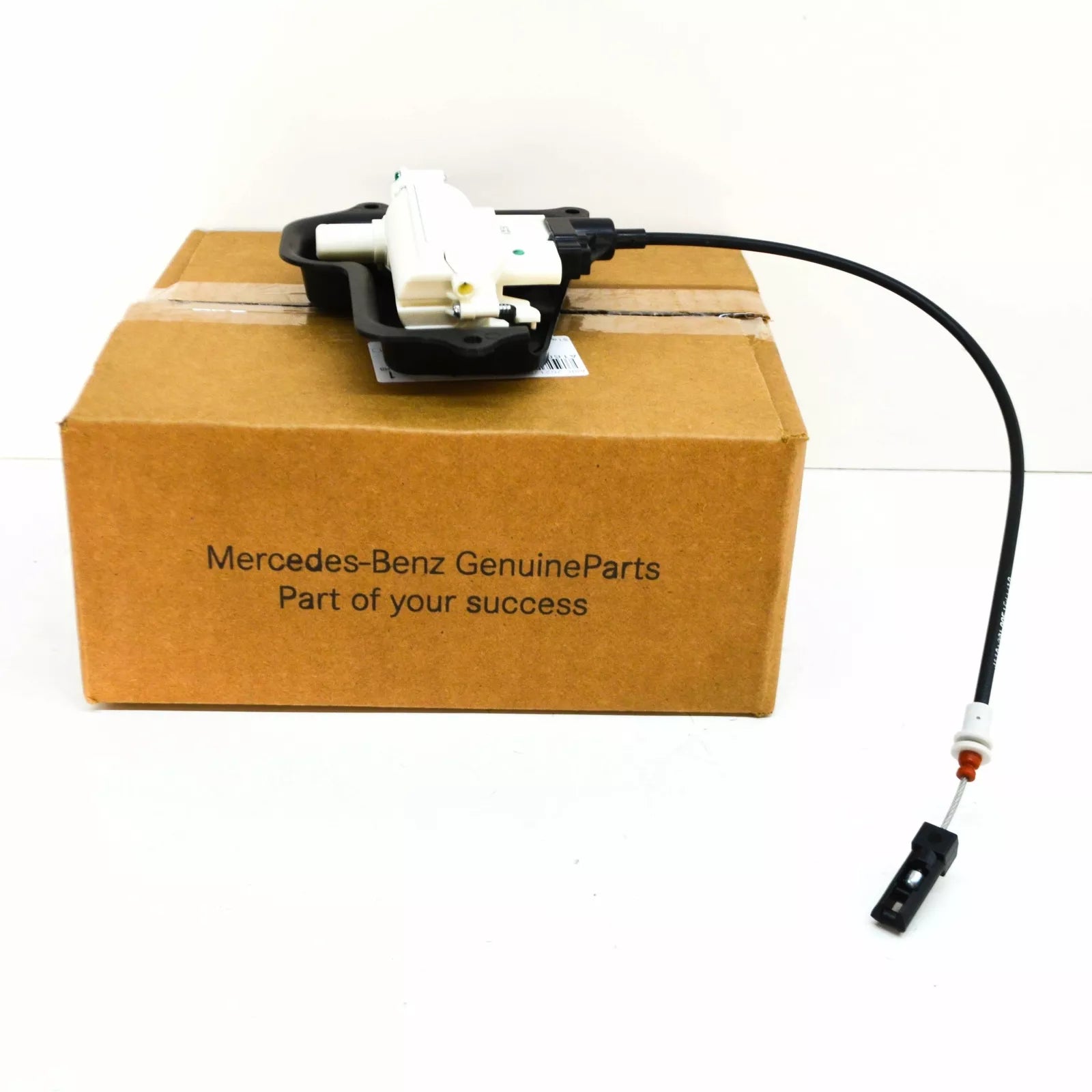 NEW MERCEDES-BENZ GLE W166 REAR LEFT DOOR SOFT CLOSE MOTOR A1667600900