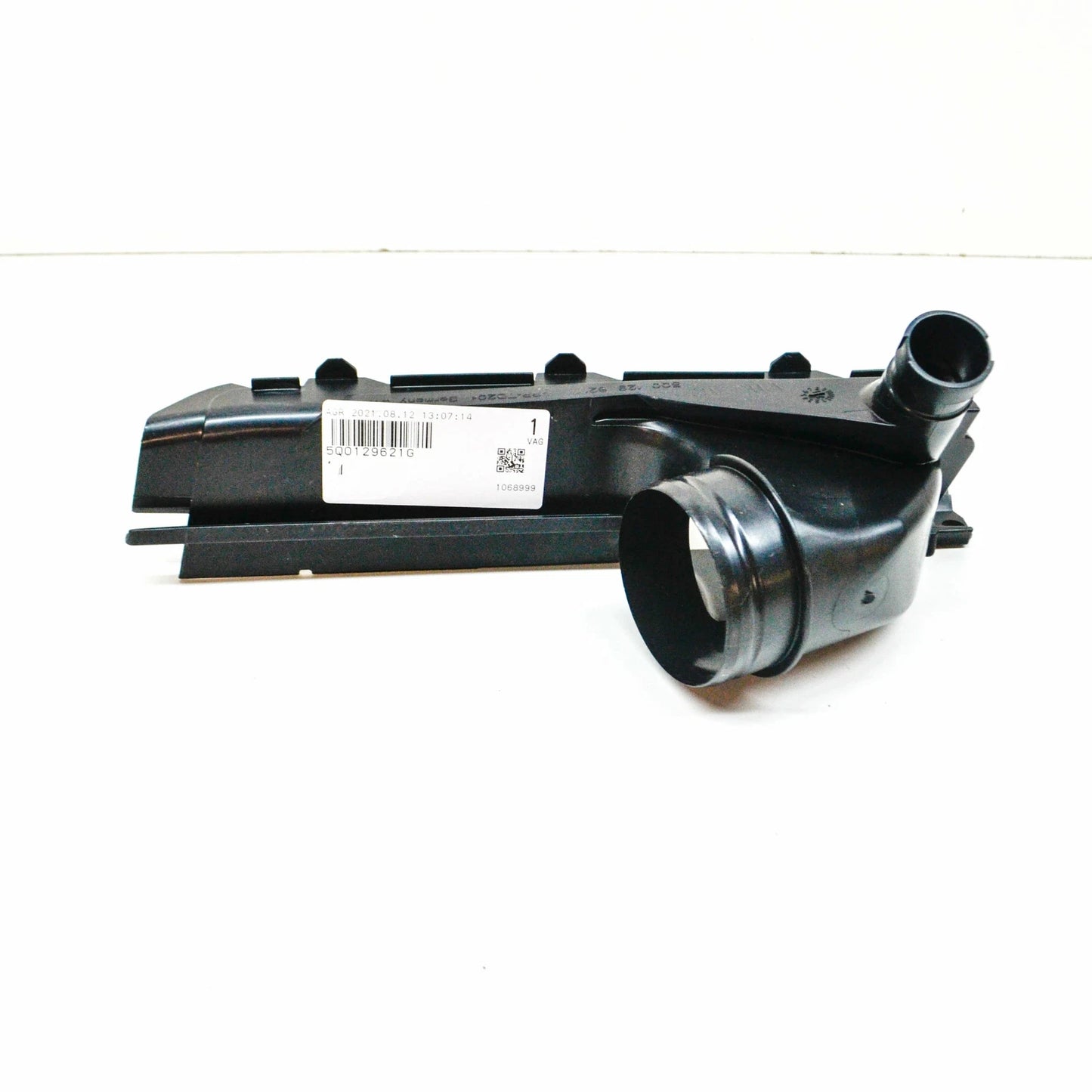 NEW AUDI Q3 F3 SPORTBACK AIR DUCT GUIDE ELEMENT 5Q0129621G ORIGINAL