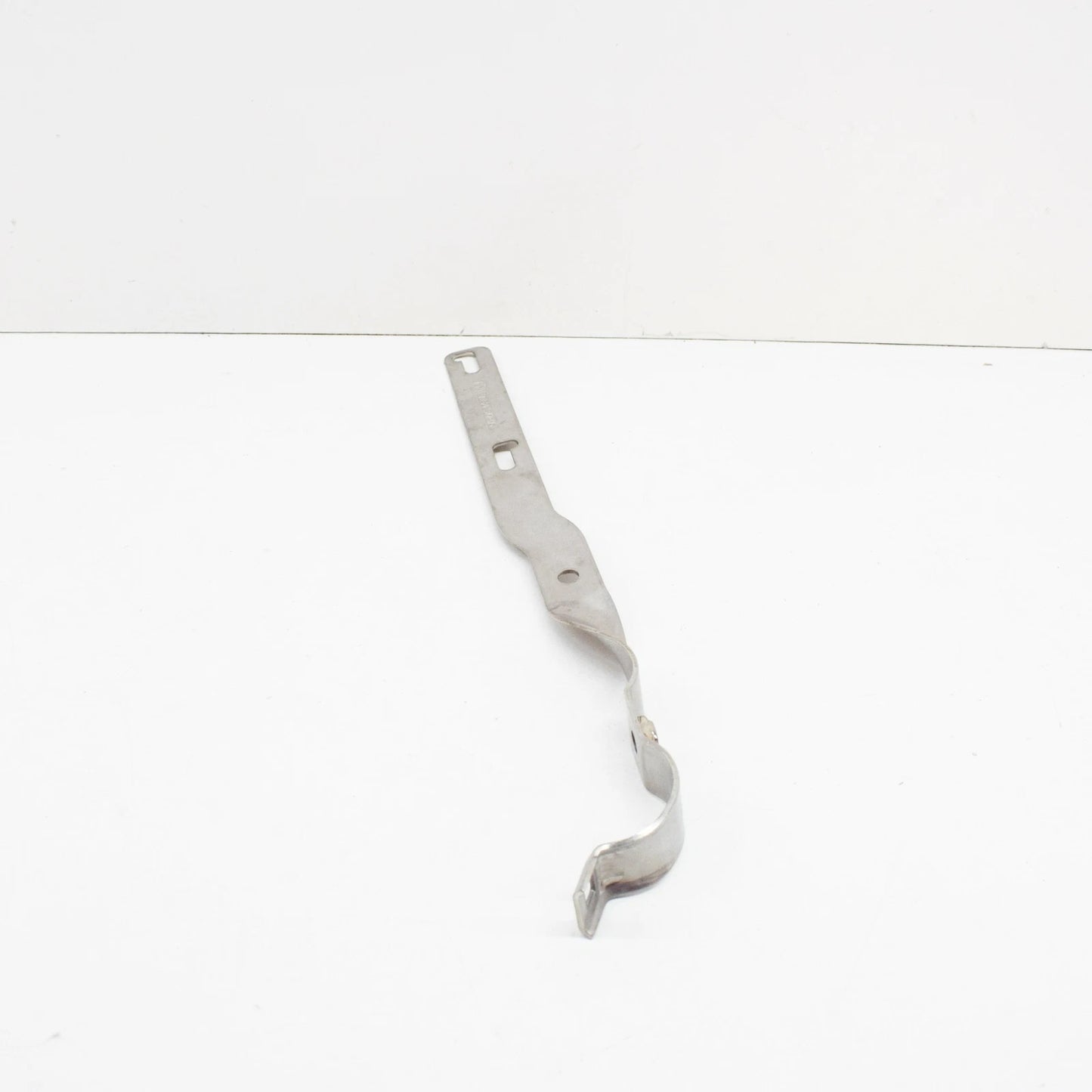 NEW BMW 5 E60 FRONT EXHAUST PIPE BRACKET 18207521347 7521347 ORIGINAL