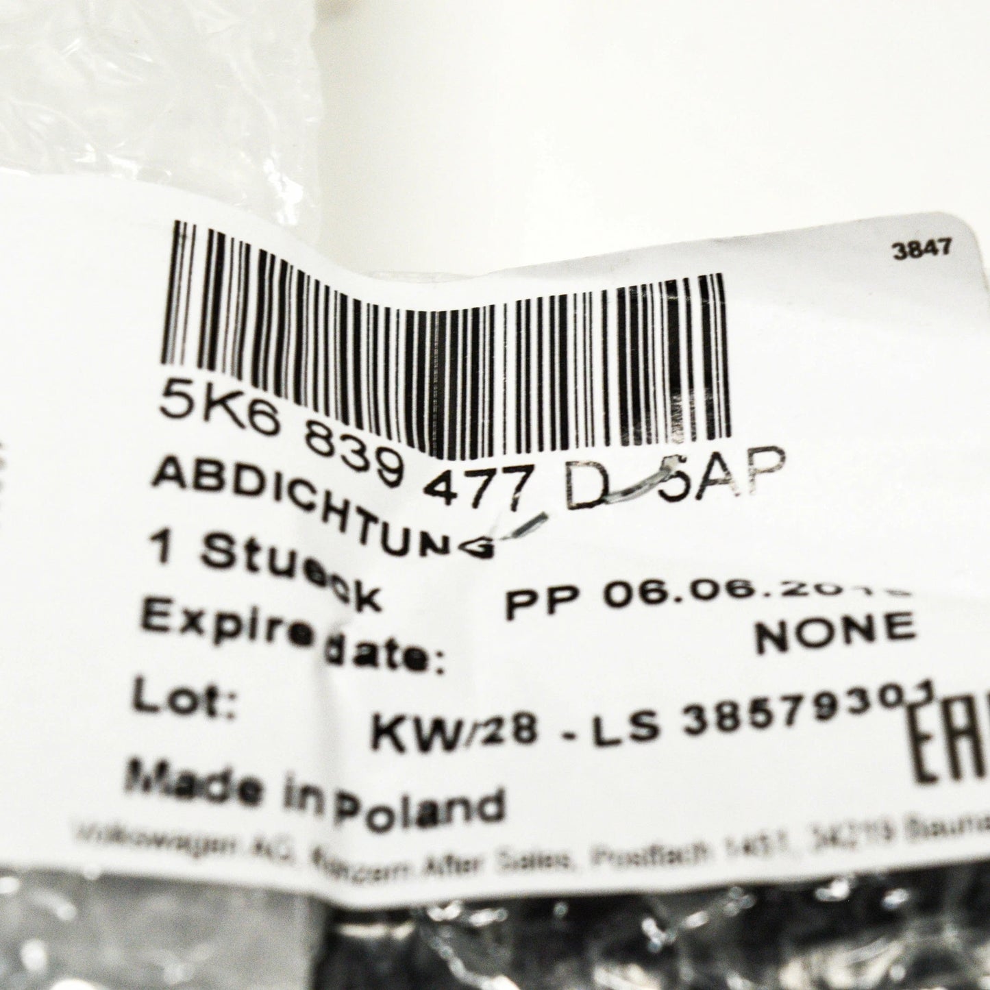 NEW VOLKSWAGEN GOLF MK6 REAR LEFT WINDOW APERTURE SEAL 5K6839477D5AP