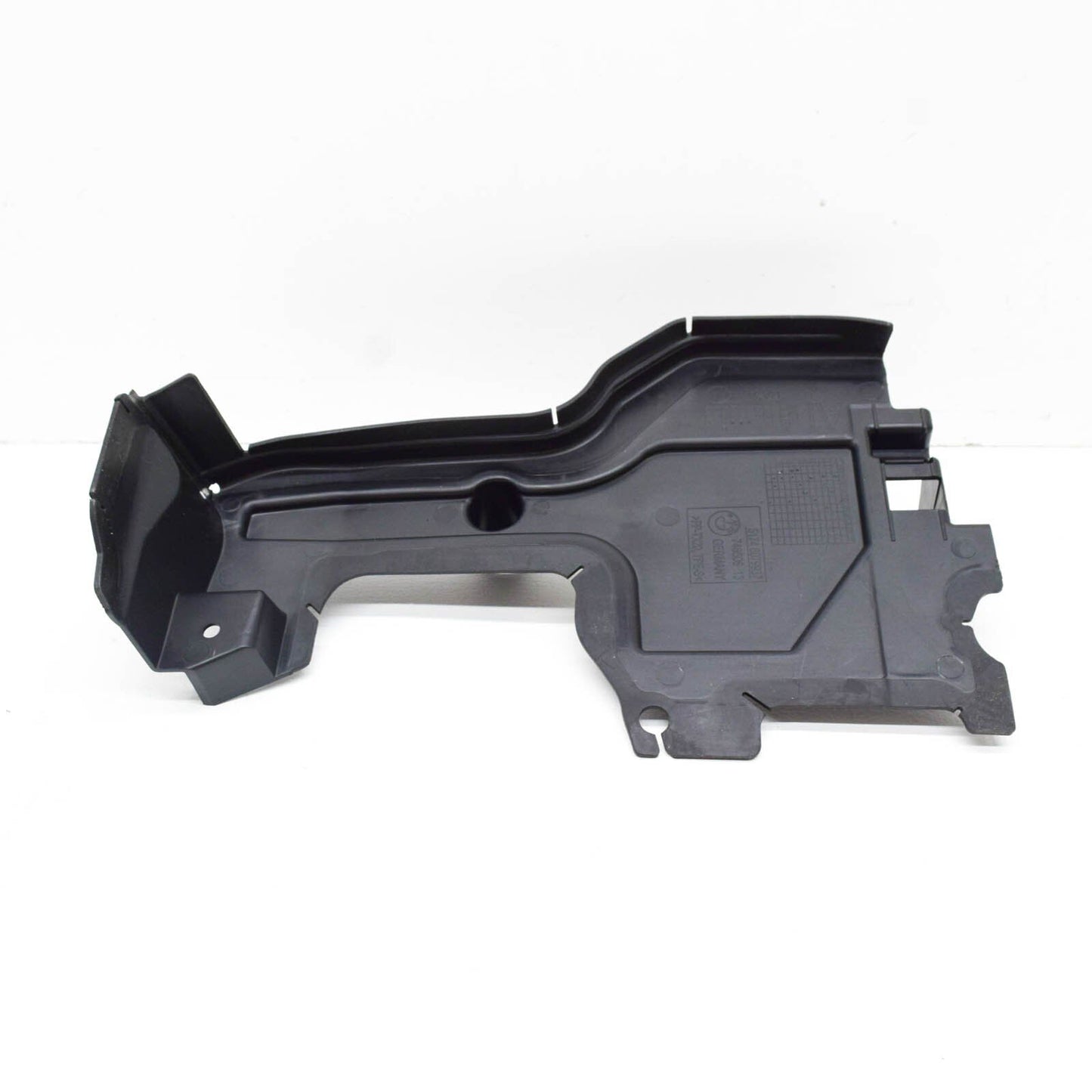 new bmw 8 cabrio m f91 left side radiator air duct 51748079937 original