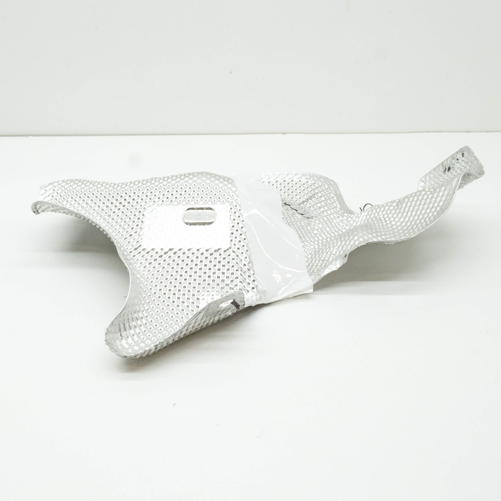 NEW AUDI Q5 80A RIGHT GUARD PLATE SHIELD 80A399300E ORIGINAL