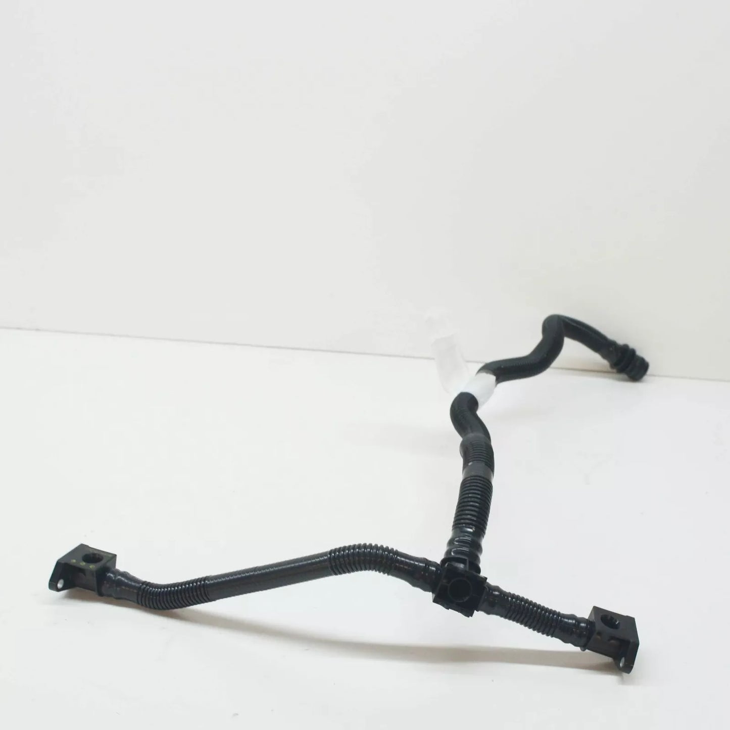 NEW AUDI A4 B8 SECONDARY AIR PUMP CONNECTING PIPE 06E131143AK