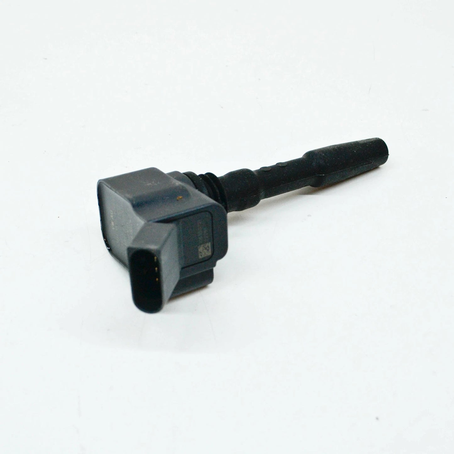 NEW AUDI A6 C8 IGNITION COIL 06H905110P