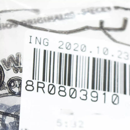 NEW AUDI A6 C7 REAR TOW HITCH PROTECTIVE CAP 8R0803910