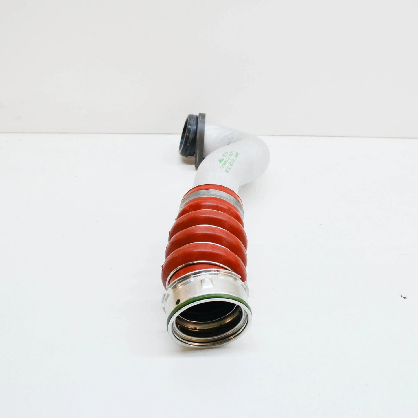 NEW BMW X5 E70 INTERCOOLER PIPE TURBO HOSE 11617823961 ORIGINAL