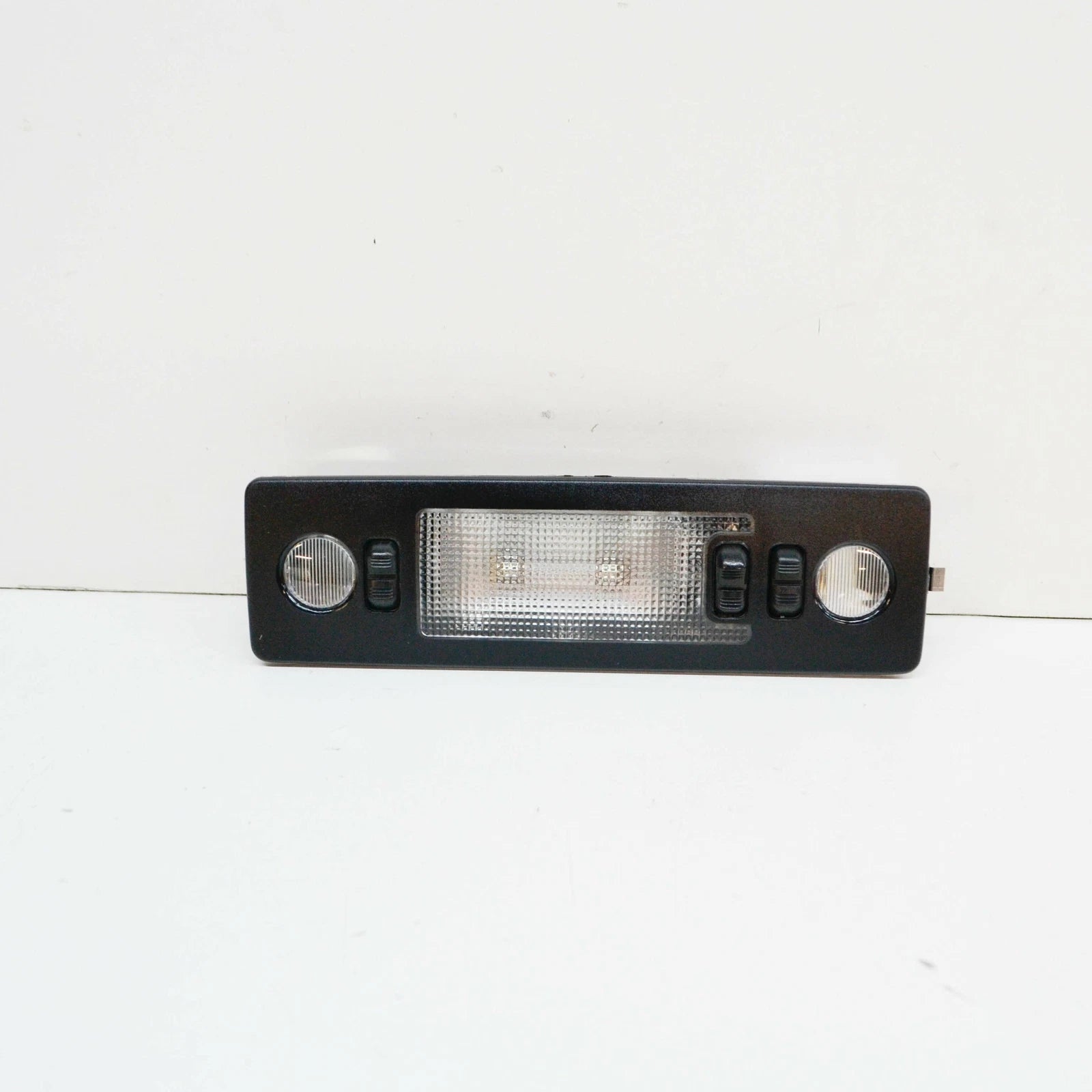 NEW BMW 3 COMPACT E36 INTERIOR READING LIGHT 63318357865 8357865 ORIGINAL