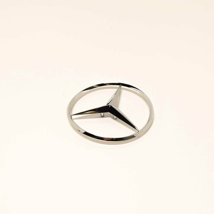 NEW MB E W211 REAR TAILGATE TRUNK BOOT LID EMBLEM BADGE A2117580158 ORIGINAL