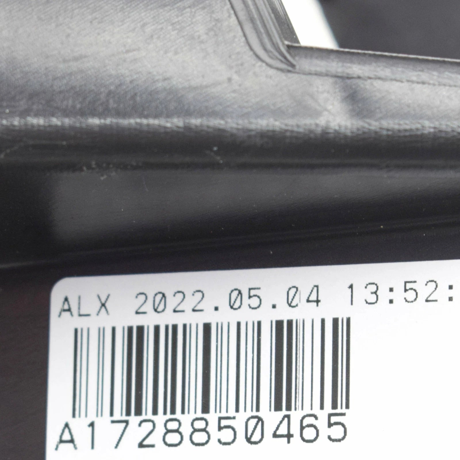 NEW MERCEDES-BENZ SLK R172 FRONT BUMPER RIGHT BASIC MOUNTING A1728850465