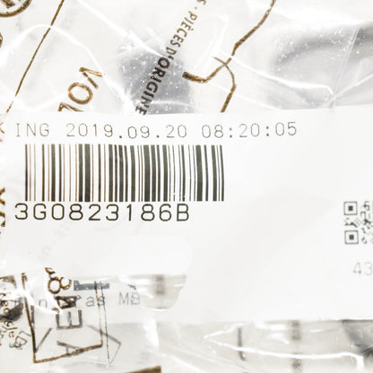 NEW VOLKSWAGEN PASSAT B8 CATCH HOOK BONNET STRIKER 3G0823186B ORIGINAL