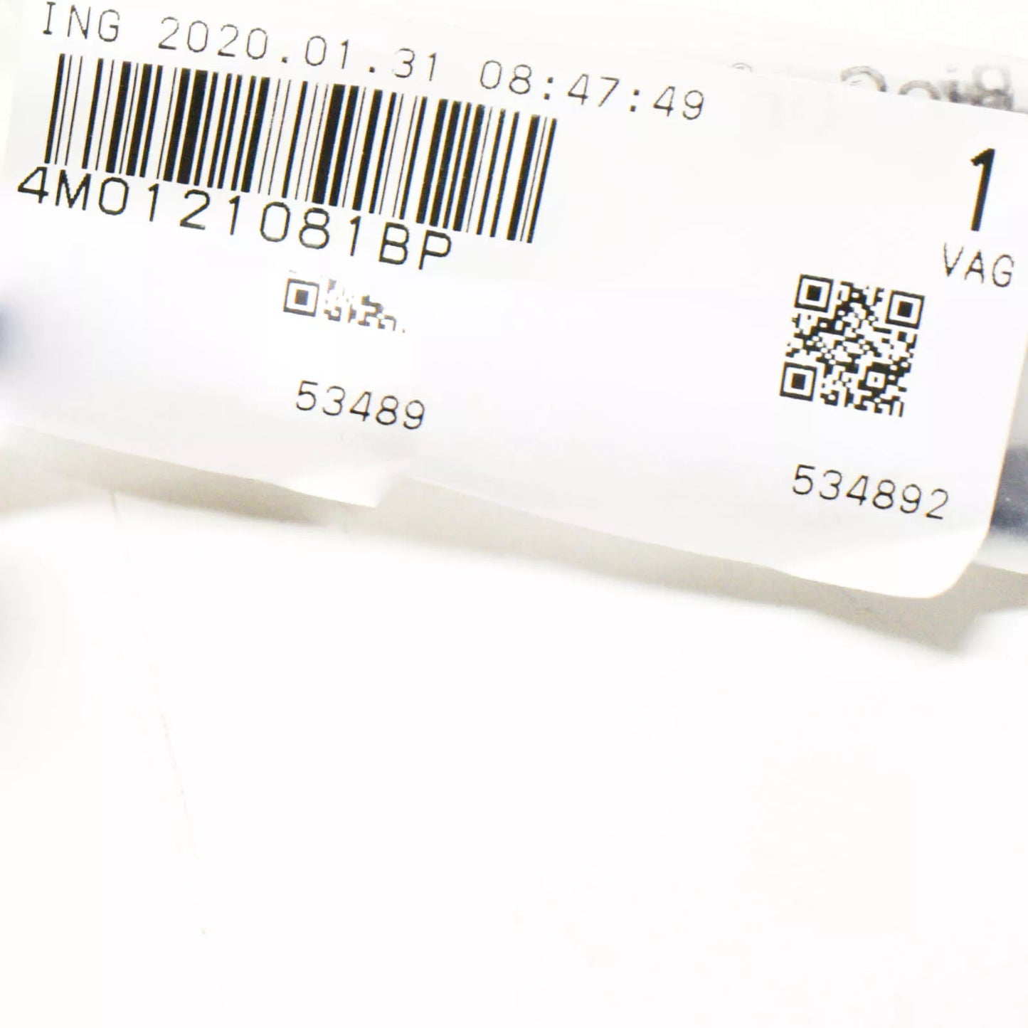 NEW AUDI Q7 4M ENGINE BREATHER TUBE HOSE 4M0121081BP ORIGINAL