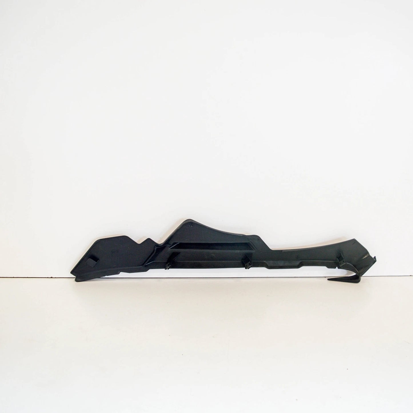 NEW AUDI A7 SPORTBACK 4GA RS7 COVER FOR HEADLAMPS RIGHT 4G8805286D ORIGINAL