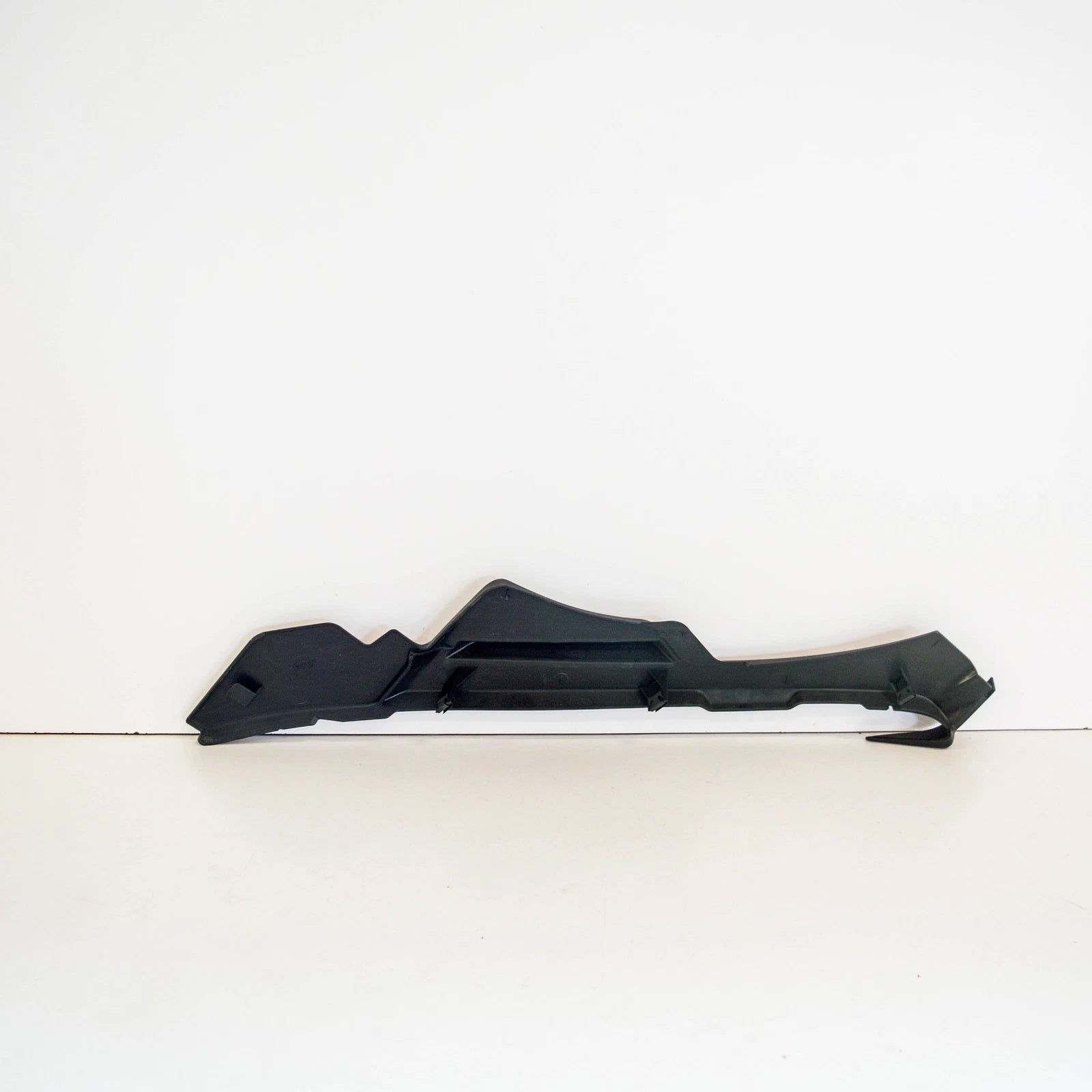 NEW AUDI A7 SPORTBACK 4GA RS7 COVER FOR HEADLAMPS RIGHT 4G8805286D ORIGINAL