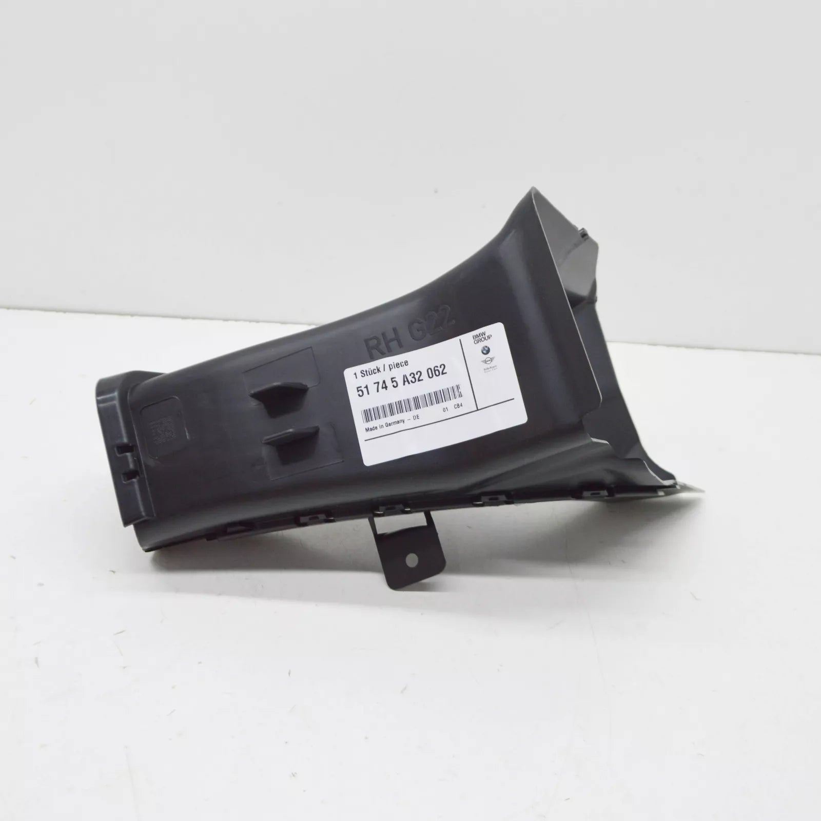 NEW BMW M4 COUPE G22 FRONT BRAKE AIR DUCT 51745A32062 ORIGINAL