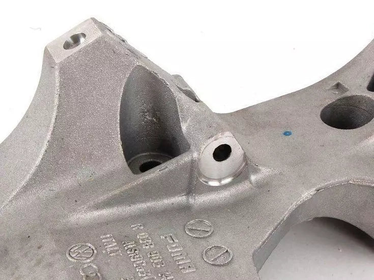 NEW AUDI A3 8P ALTERNATOR AND REFRIGERANT COMPRESSOR BRACKET 038903139AF