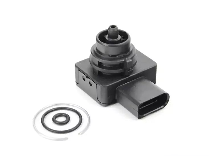 NEW VW GOLF V 1K MK5 BRAKE BOOSTER PRESSURE SENSOR 1K0998213 ORIGINAL