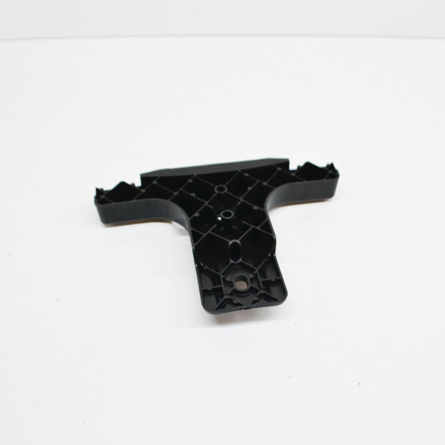 NEW MERCEDES-BENZ E W212 RADIATOR GRILLE SUPPORT A2128850136 ORIGINAL