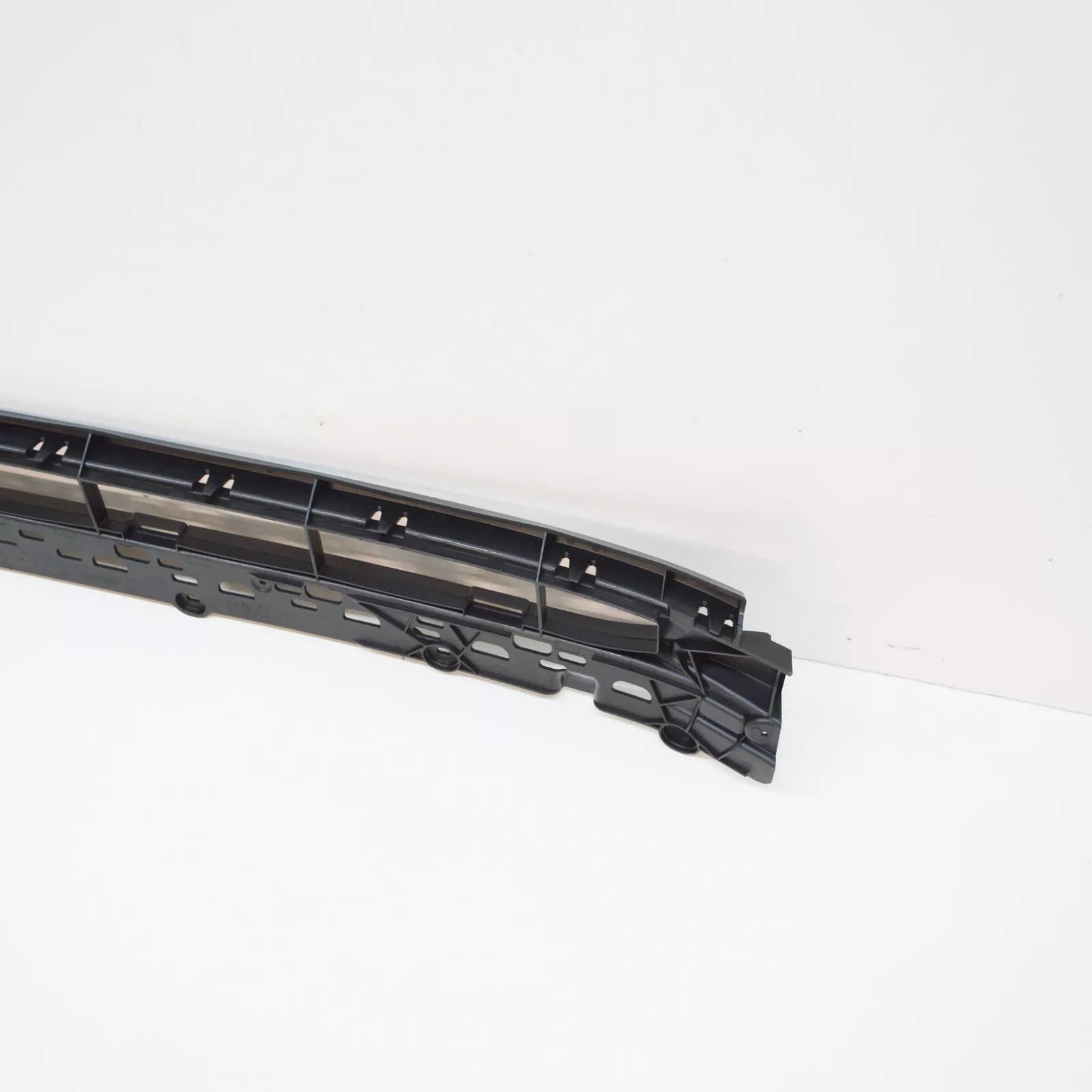 NEW AUDI Q8 4MN FRONT LOWER CENTRE GRILLE 4M8807647C9B9 4M8807647C 9B9