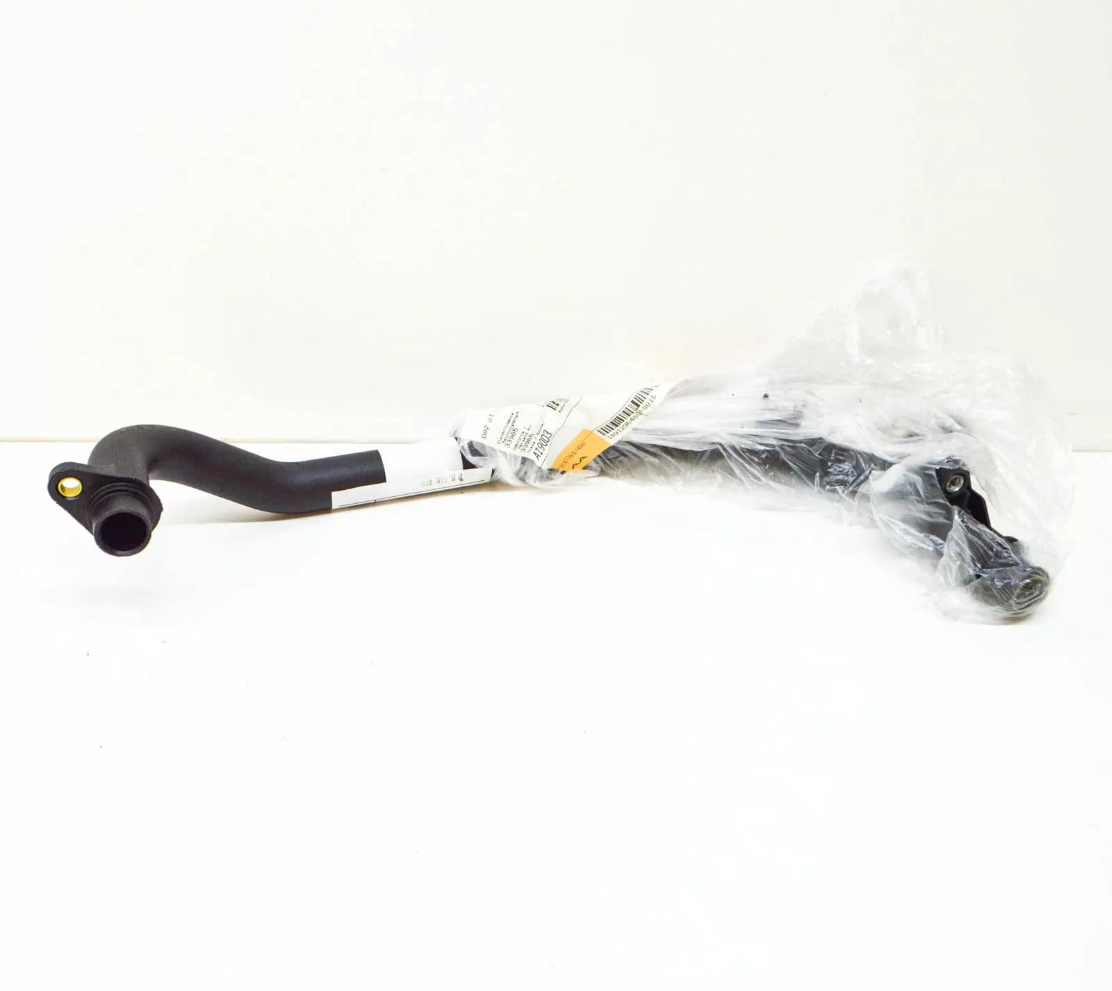 NEW BMW E36 E38 E39 COOLING SYSTEM WATER HOSE PIPE 11532246689 ORIGINAL